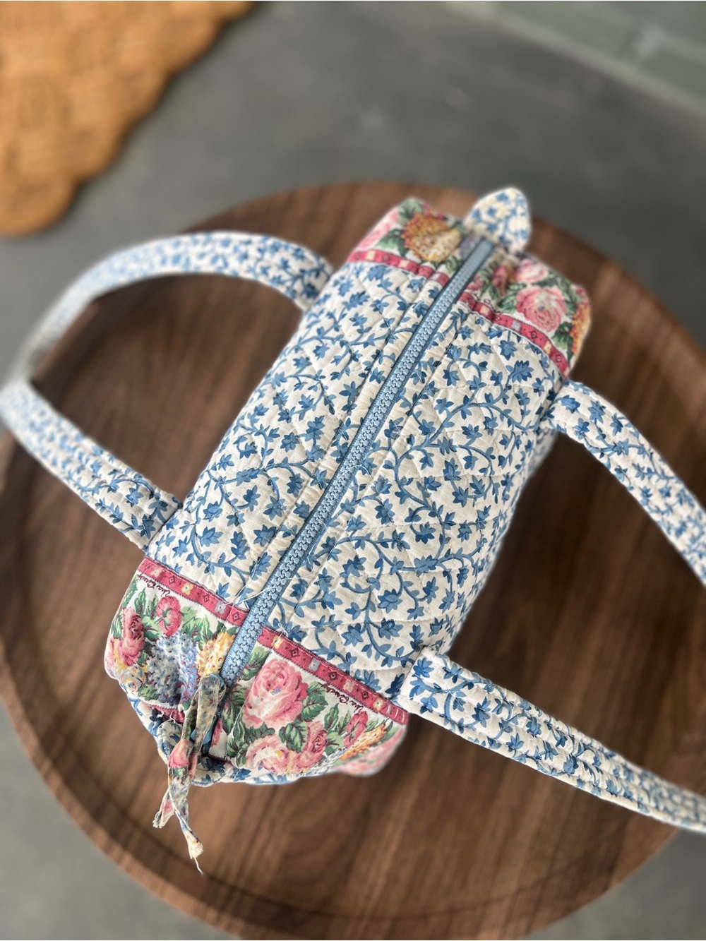 Vera Bradley Delft 100 handbag - Picture 9 of 13